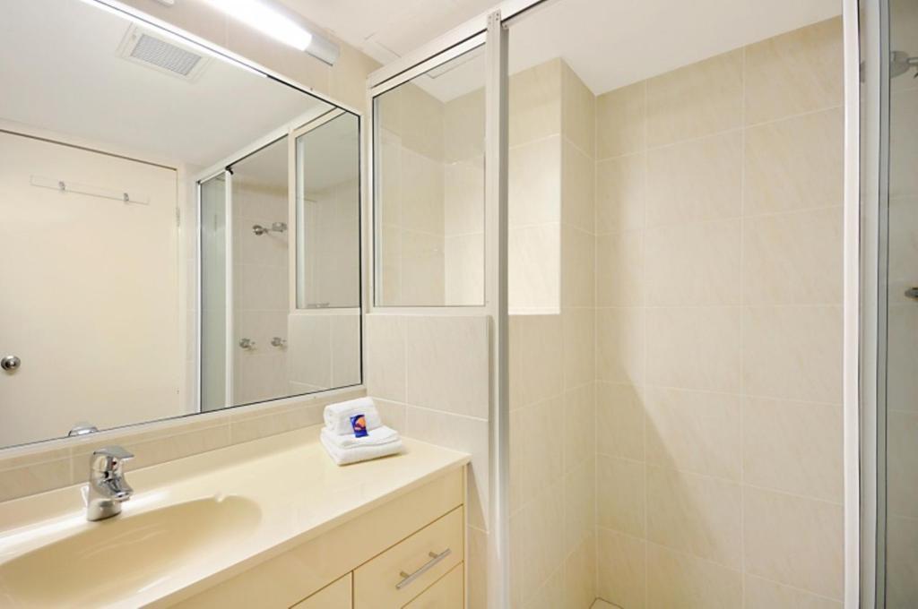 Surfers Aparthotel 4*