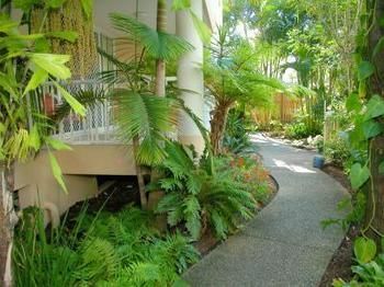 Surfers Aparthotel
