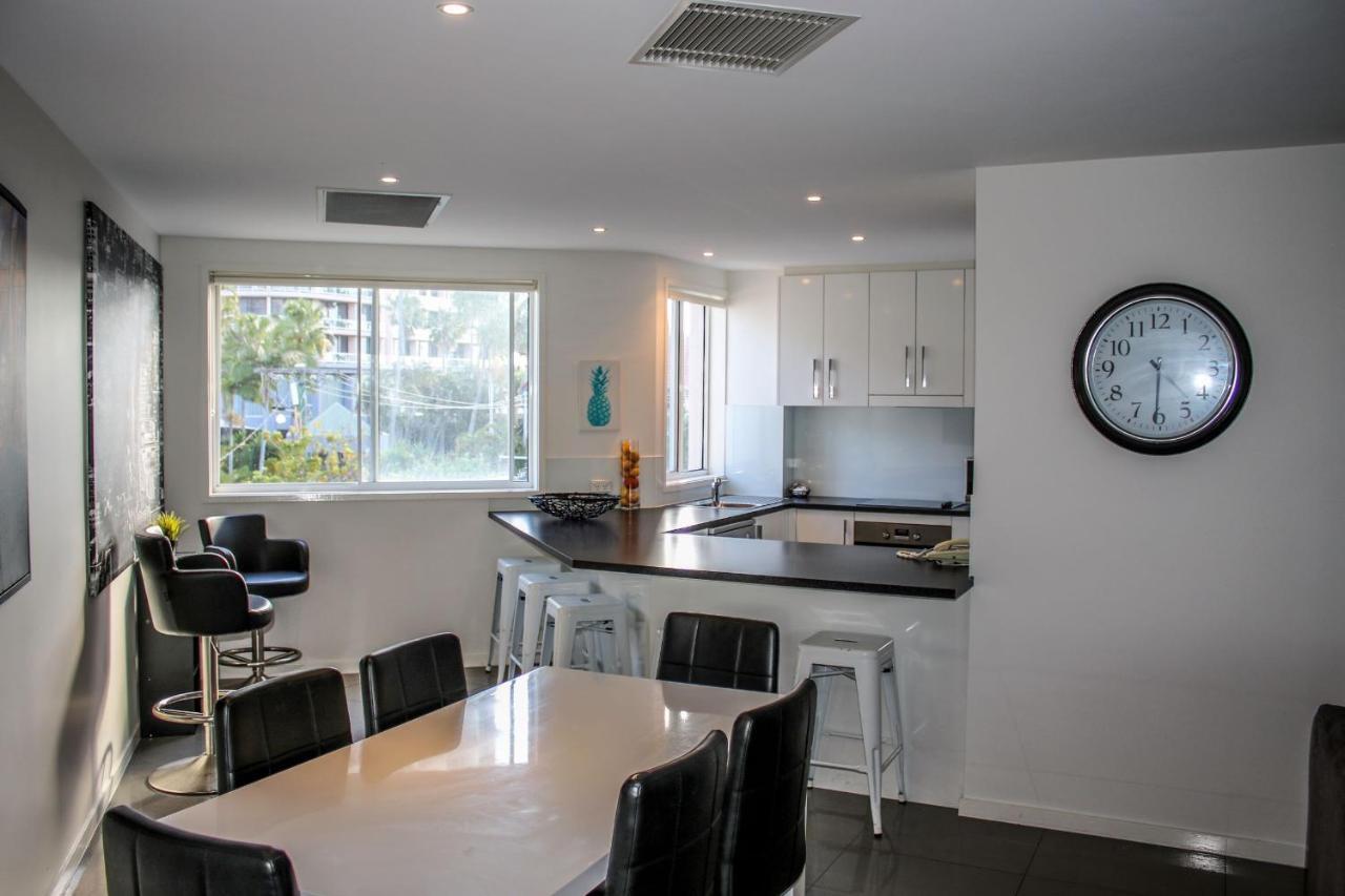 Surfers Aparthotel
